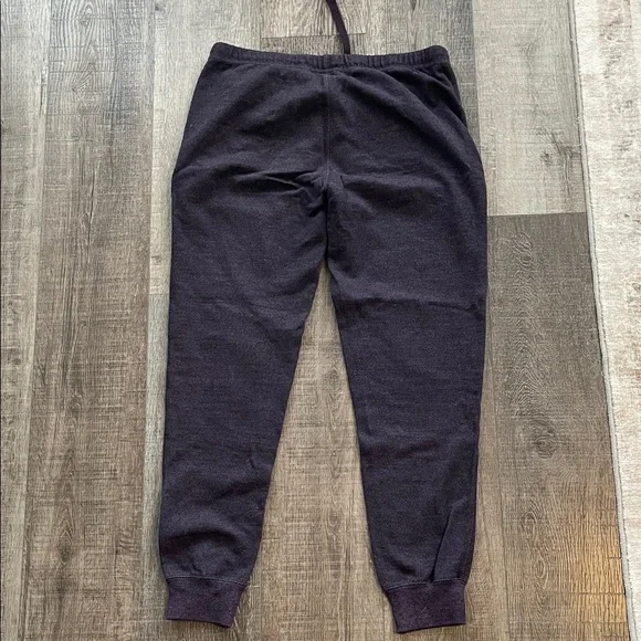 ROOTS JOGGERS - Picture 5 of 6